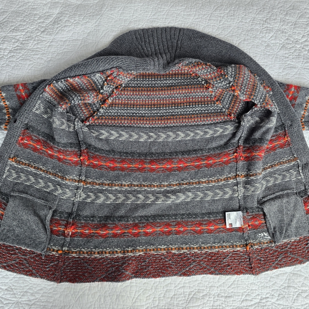 Woolrich Gray Shawl Collar Fair Isle Wool Cardigan with Red & Orange Accents - Picture 11 of 14